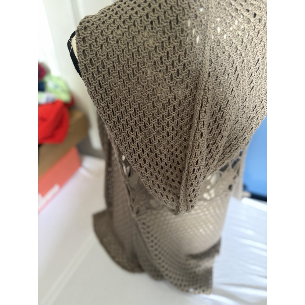 crochet knit Open Midi Length Cardi features a bohemian design with a cozy hood. - Picture 3 of 5